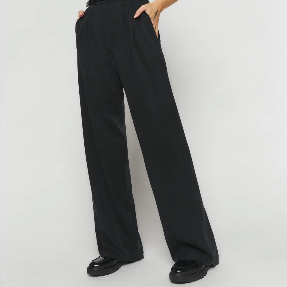 Reformation Mason pant in 0P